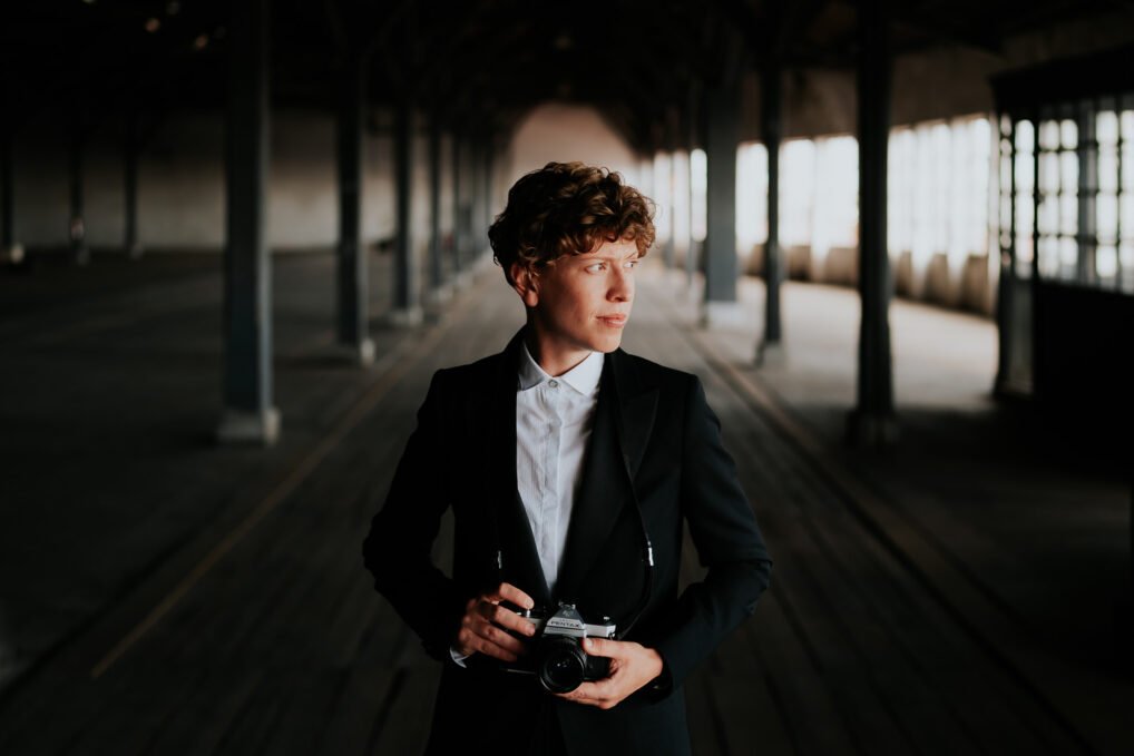INDUSTRIAL-CHIC wedding, wedding editorial, lgbqt wedding