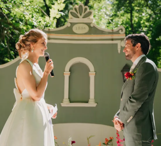 Intimate wedding ceremony in Sintra surrounded by forest and natural light